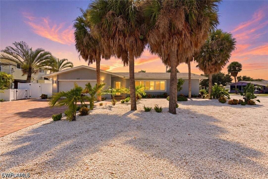 House in Fort Myers Beach, Florida, United States 5 - 19017180