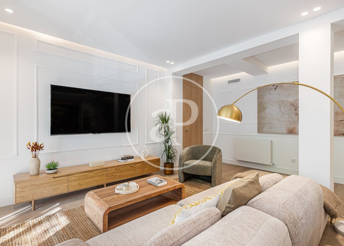 Apartment in Tetuan, Madrid, Spain 3 - 19018077