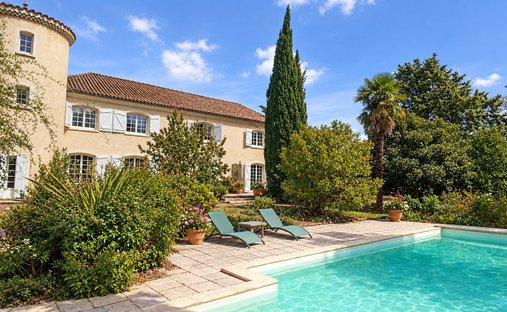House in Vaux, Occitania, France 1