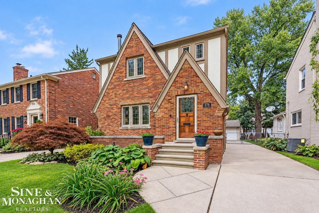 House in Grosse Pointe Shores, Michigan, United States 1 - 19017221