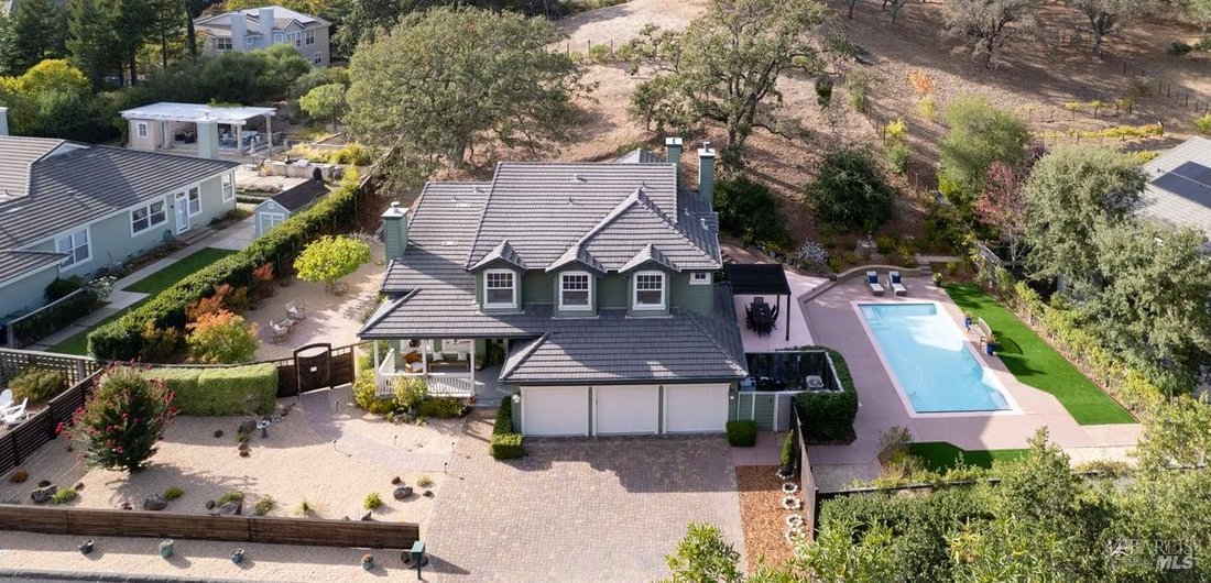 House in Novato, California, United States 1 - 19012077