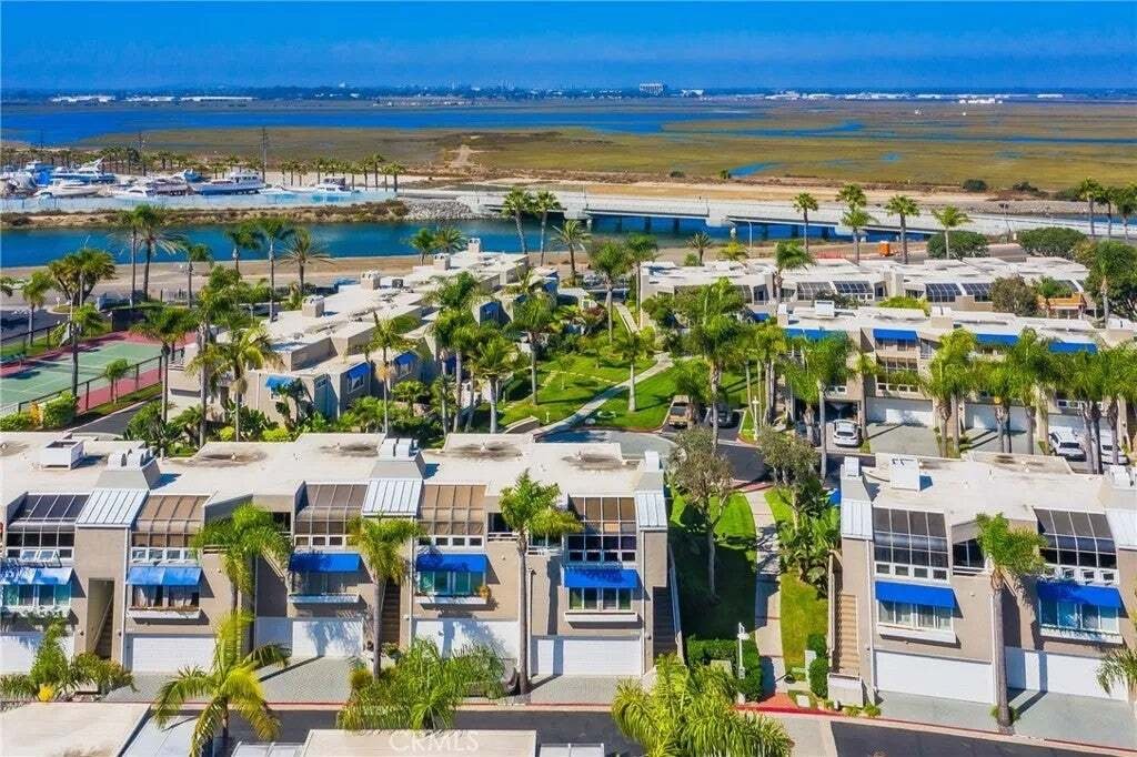 Townhouse in Huntington Beach, California, United States 4 - 19017486