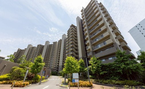 Condo in Toyonaka, Osaka, Japan 1