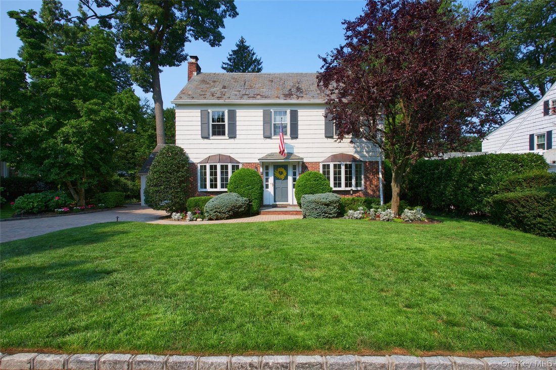 House in Manhasset, New York, United States 1 - 19017347