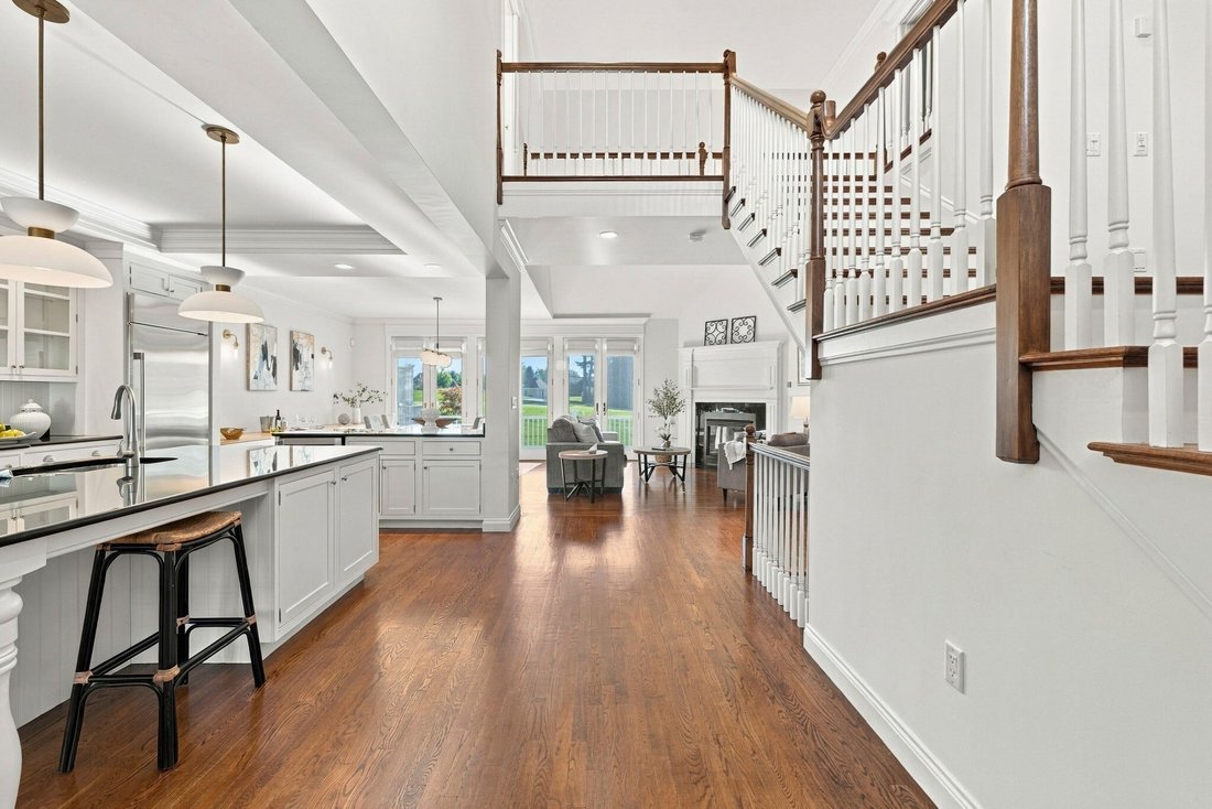 Condo in Andover, Massachusetts, United States 5 - 19016906