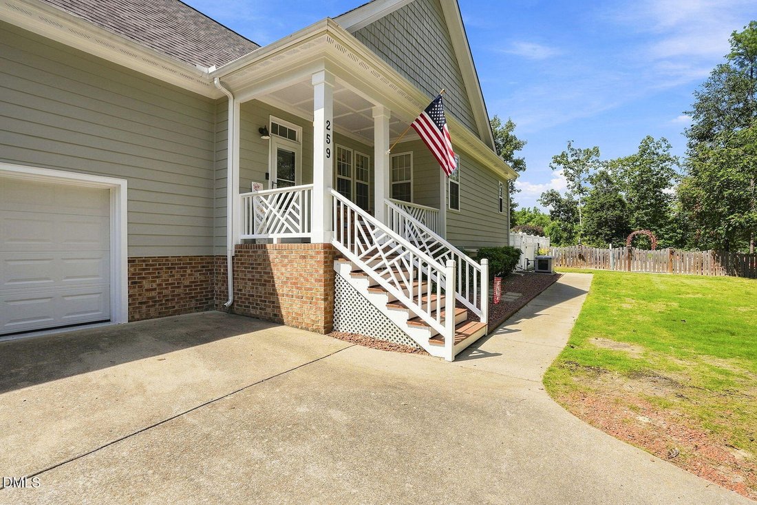 House in Fuquay-Varina, North Carolina, United States 5 - 19017165