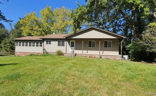 House in Township of Hamburg, Michigan, United States 1