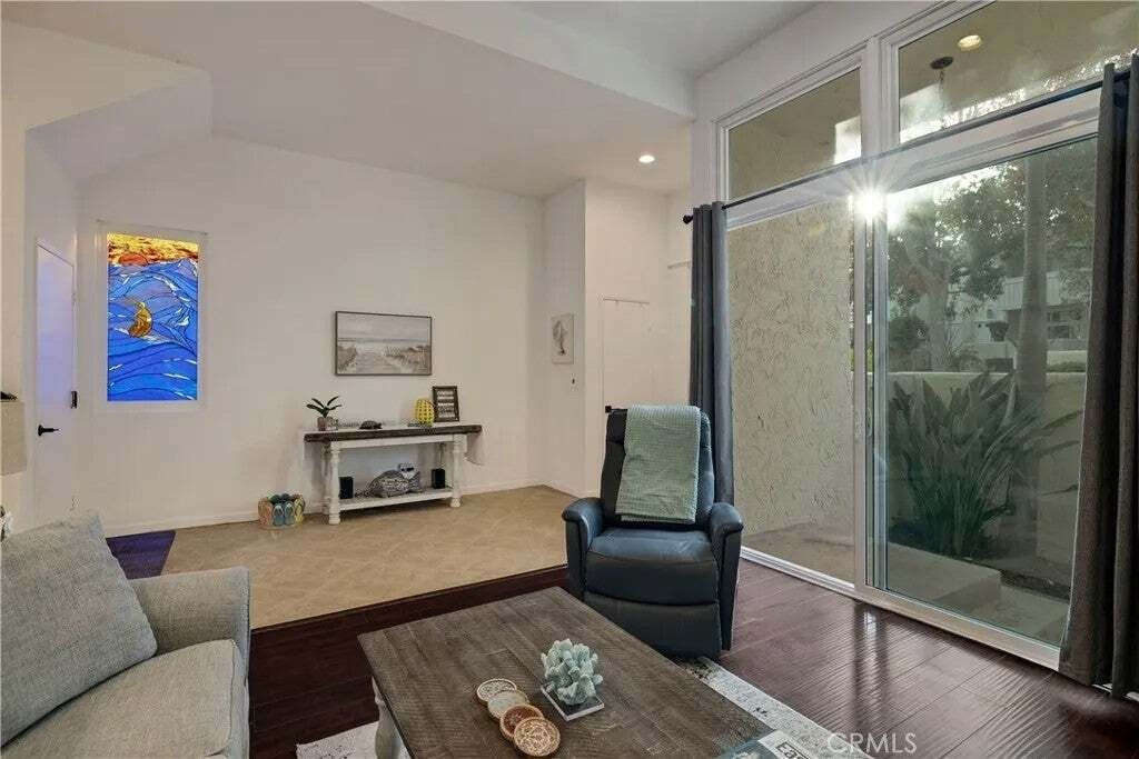 Townhouse in Hermosa Beach, California, United States 5 - 19017467