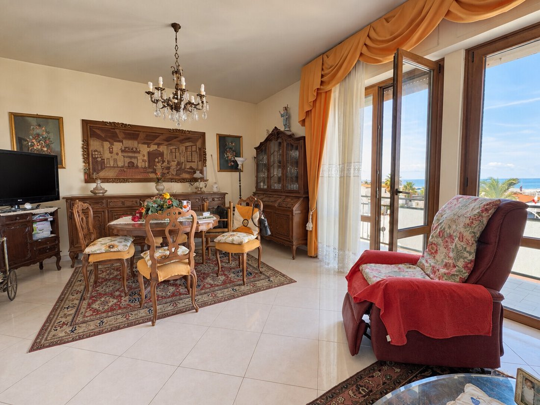 Apartment in Camaiore, Tuscany, Italy 3 - 19007250