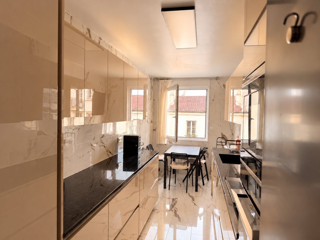 Apartamento en Centre Ville, Charenton-le-Pont, Francia 2 - 19016573
