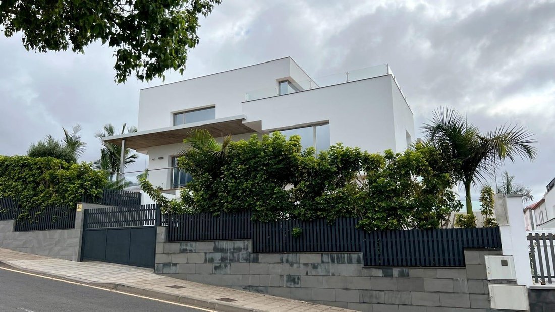 Villa in Puerto de la Cruz, Canary Islands, Spain 4 - 17238600