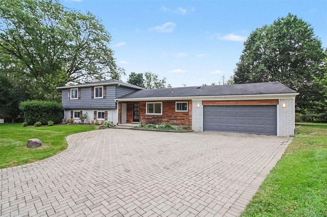 House in Beverly Hills, Michigan, United States 2 - 19017222
