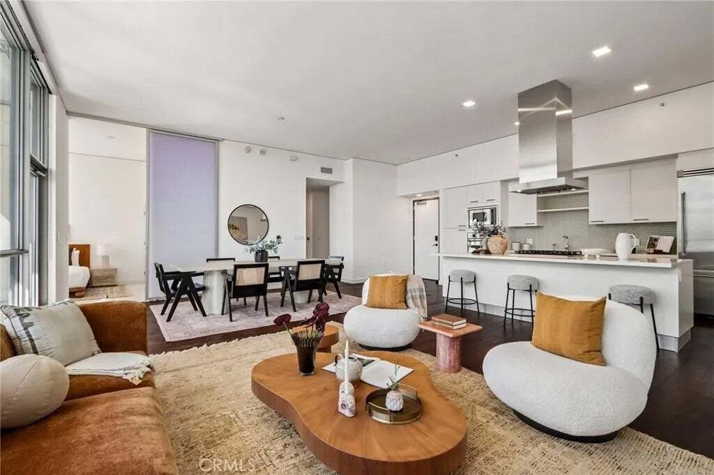 Condo in Santa Ana, California, United States 2 - 19017593