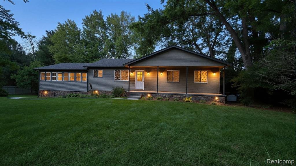 House in Township of Hamburg, Michigan, United States 2 - 19017192
