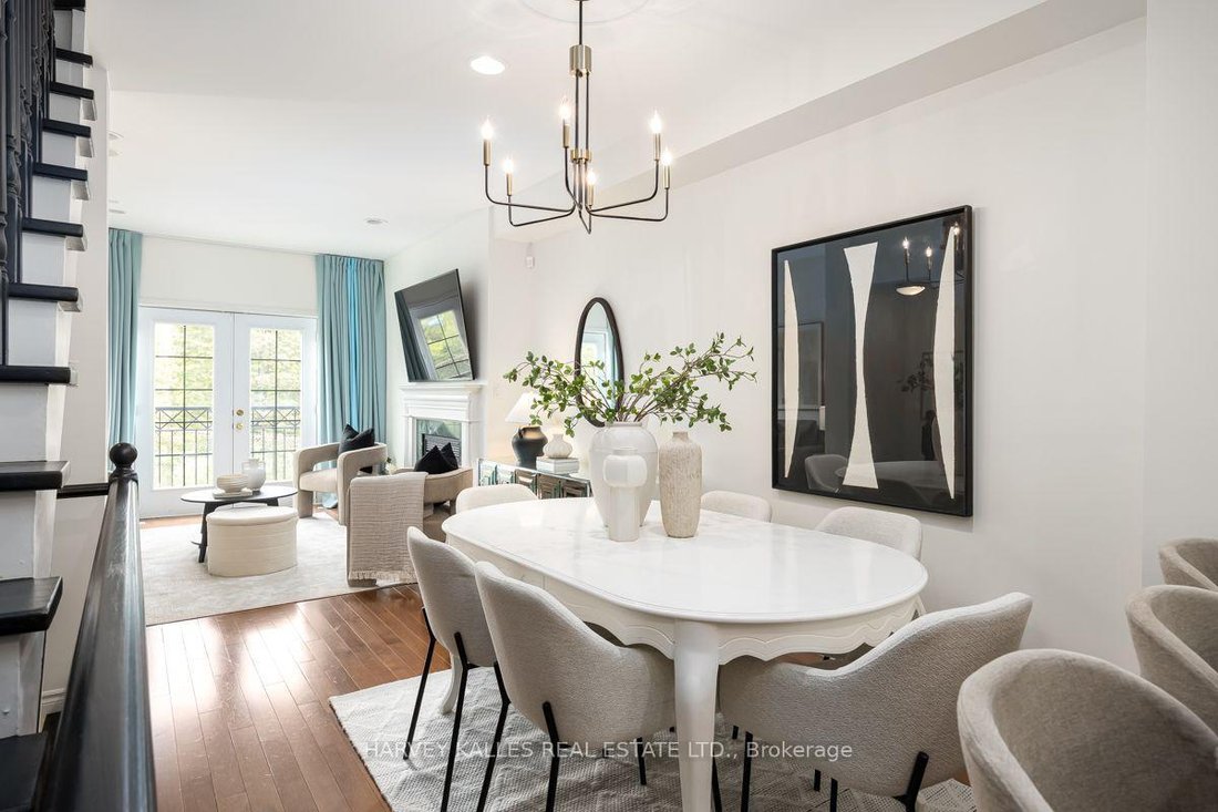 Condo in Toronto, Ontario, Canada 2 - 19016423