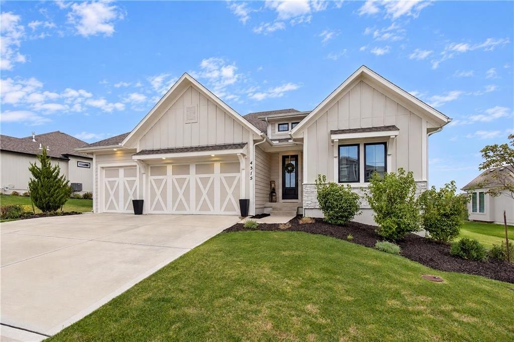 House in Basehor, Kansas, United States 3 - 19017621
