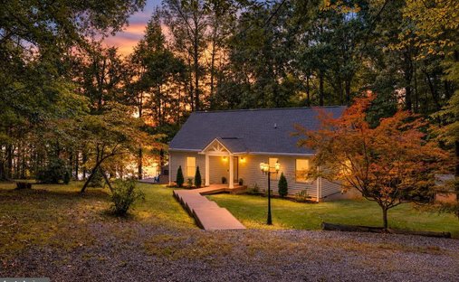 House in Mineral, Virginia, United States 1