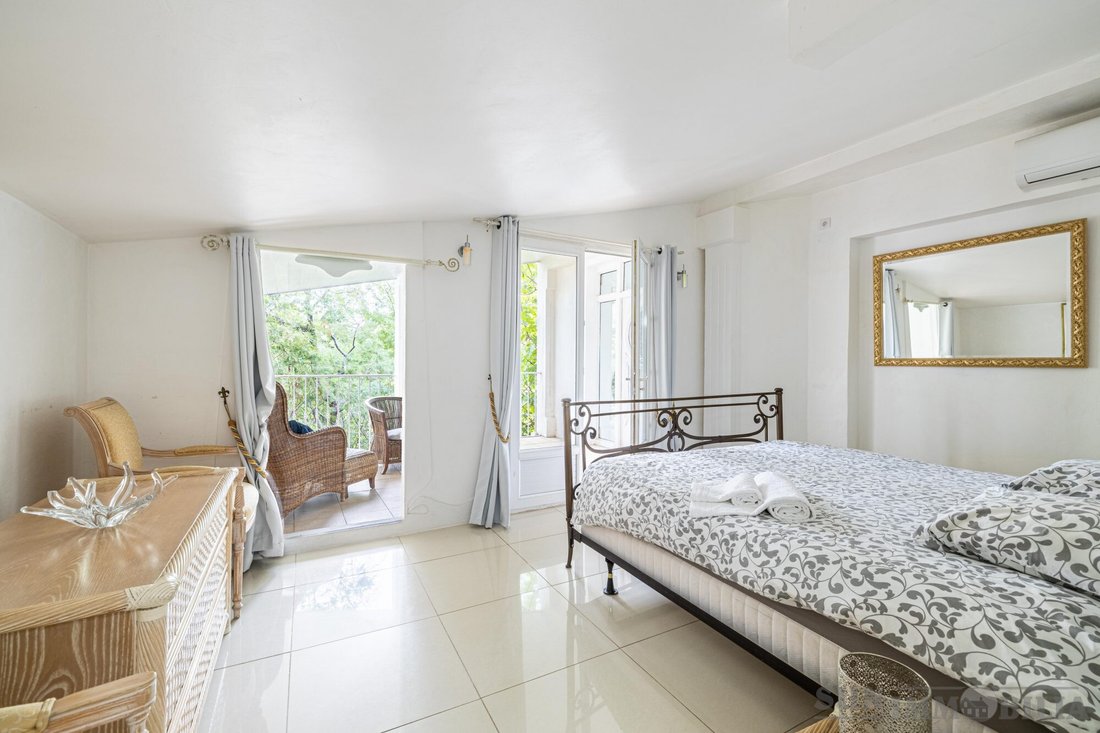 Villa in Le Plan, Cannes, France 5 - 19016672