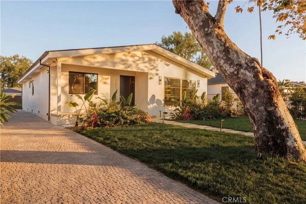 House in Los Angeles, California, United States 3 - 19017554