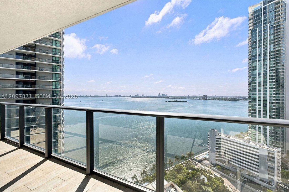 Condo in Miami, Florida, United States 1 - 19017911