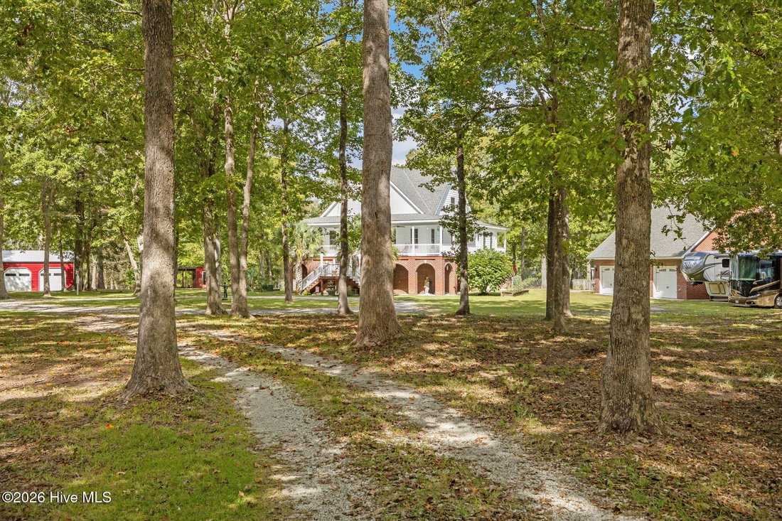 House in Cedar Point, North Carolina, United States 2 - 19017977