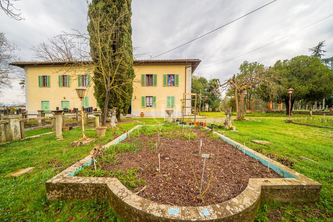 Villa in Cavriglia, Tuscany, Italy 5 - 19018156