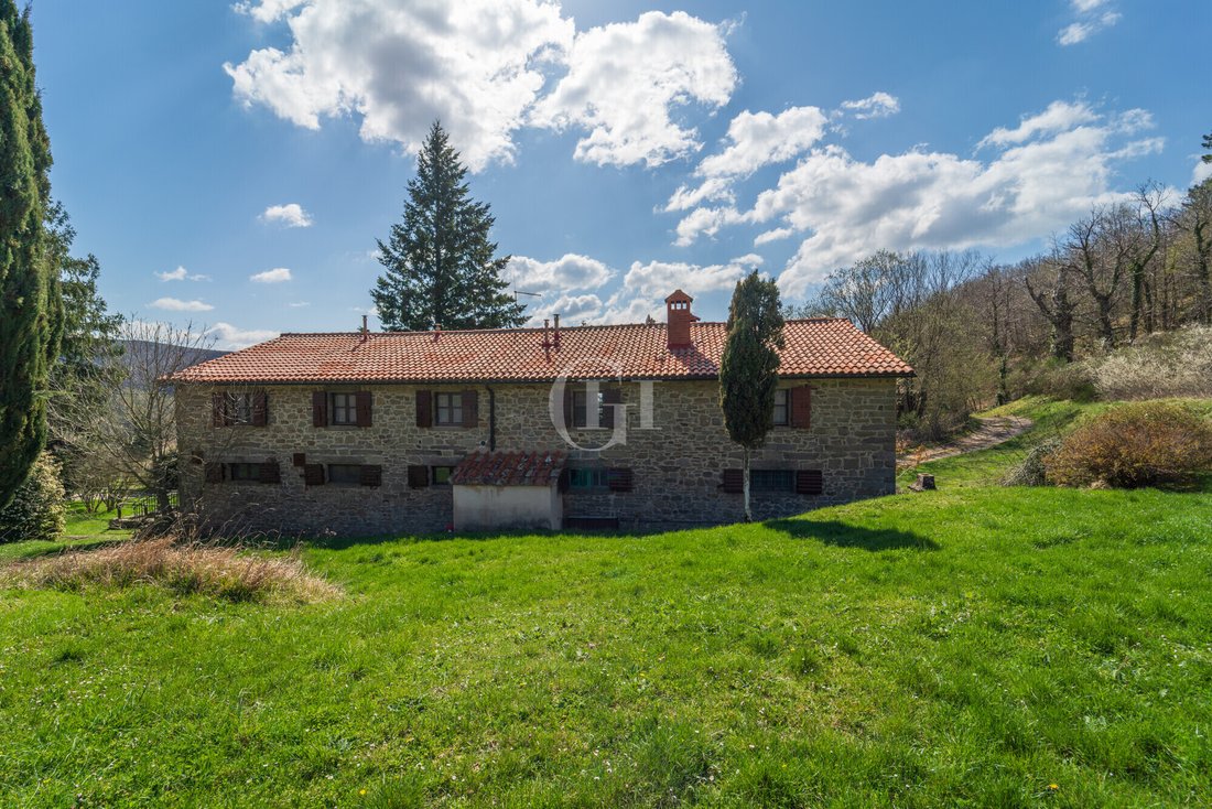 House in San Giovanni Valdarno, Tuscany, Italy 2 - 19018181
