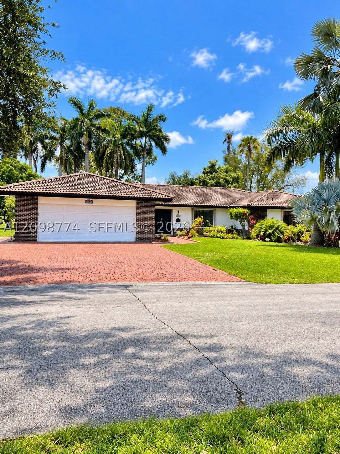Maison à Hialeah, Floride, États-Unis 2 - 19009592