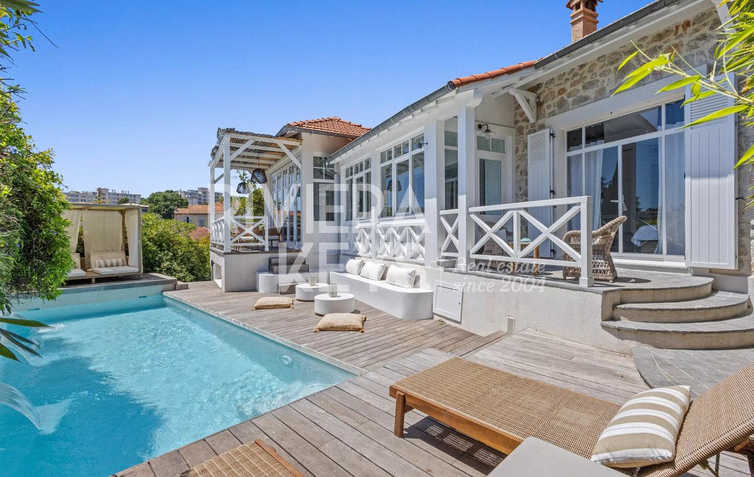Villa in Petit-Juas, Cannes, France 1 - 19017948