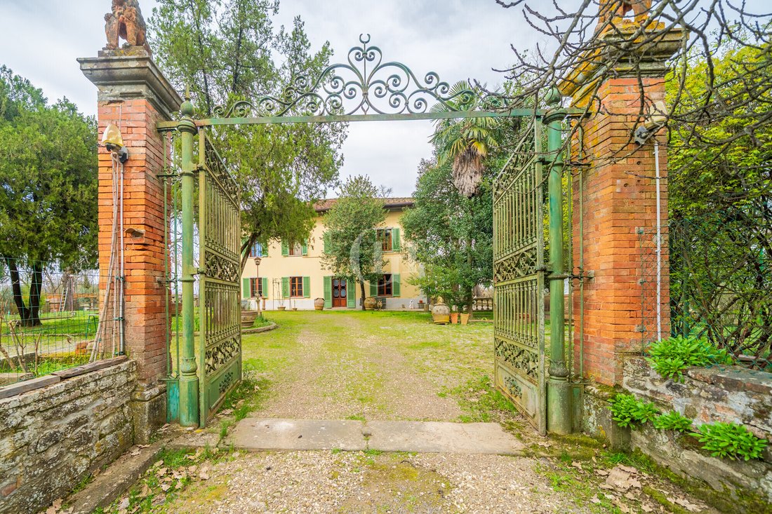 Villa in Cavriglia, Tuscany, Italy 1 - 19018156