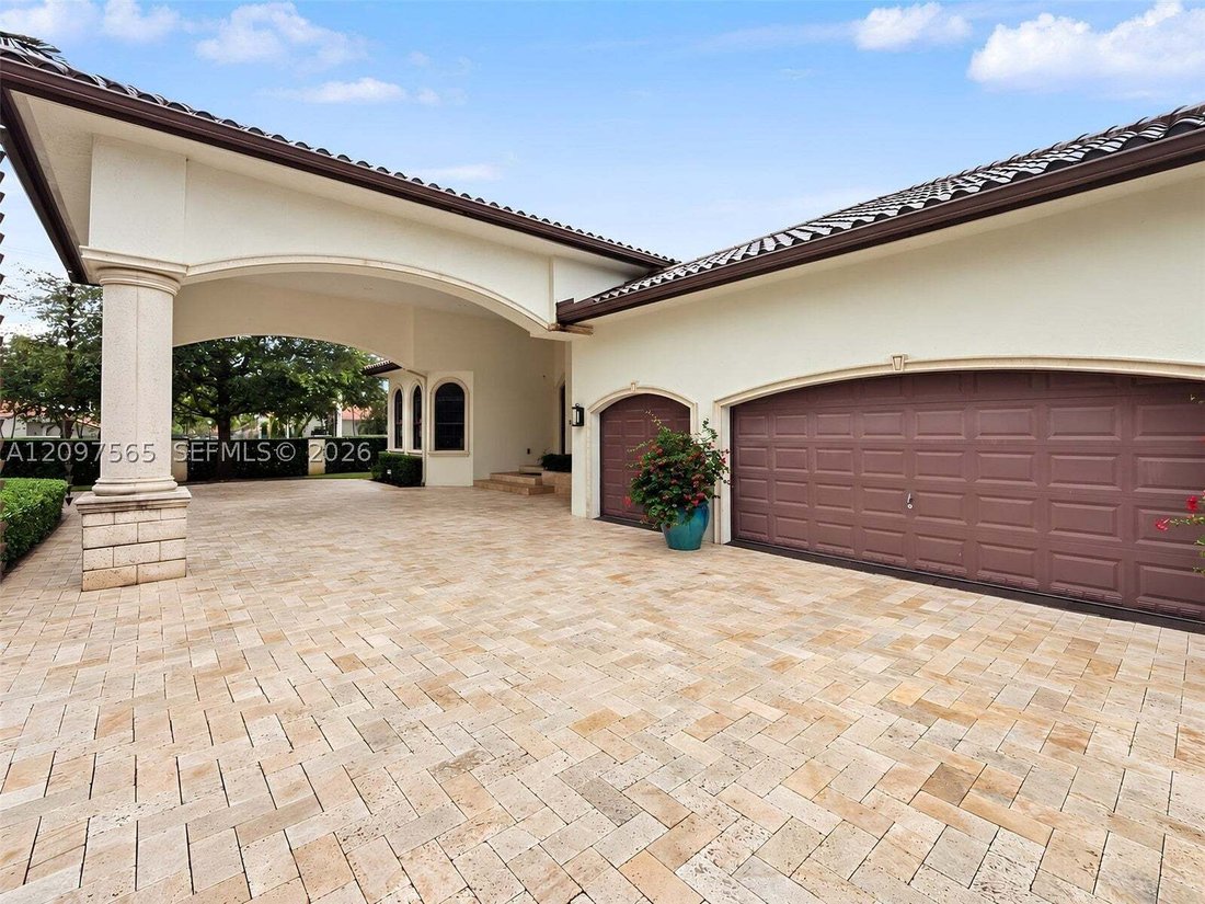 House in Miami, Florida, United States 3 - 19017913