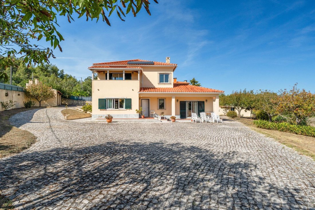 Villa in Sintra, Lisbon, Portugal 2 - 19018037