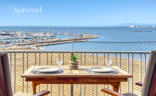 Apartment in Roses, Catalonia, Spain 1