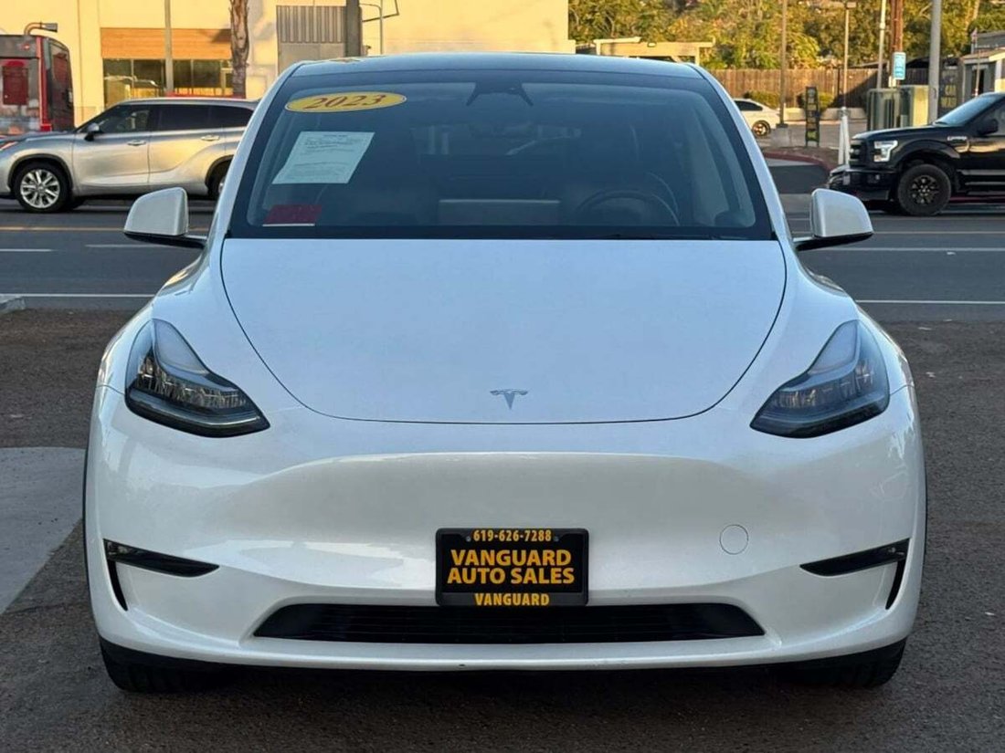 Suv in Lakeside, CA, United States 3 - 19018329