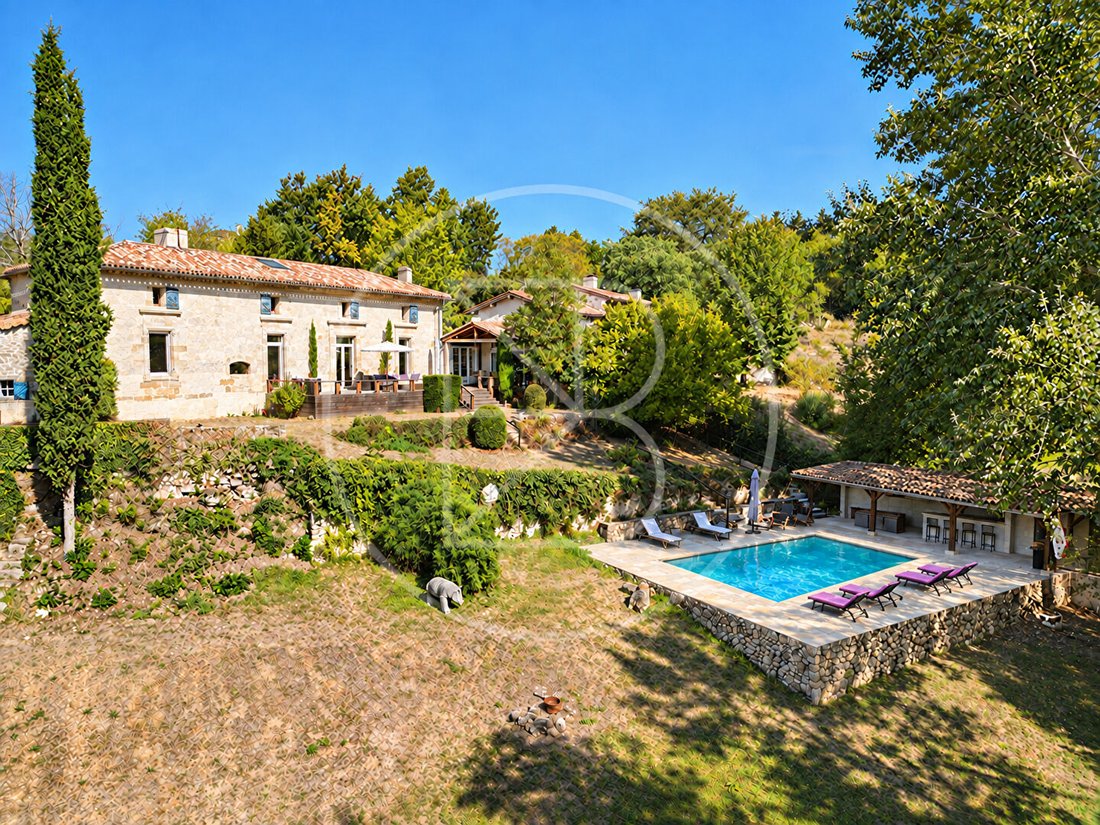 Villa in Saint-Émilion, Nouvelle-Aquitaine, France 1 - 19018139
