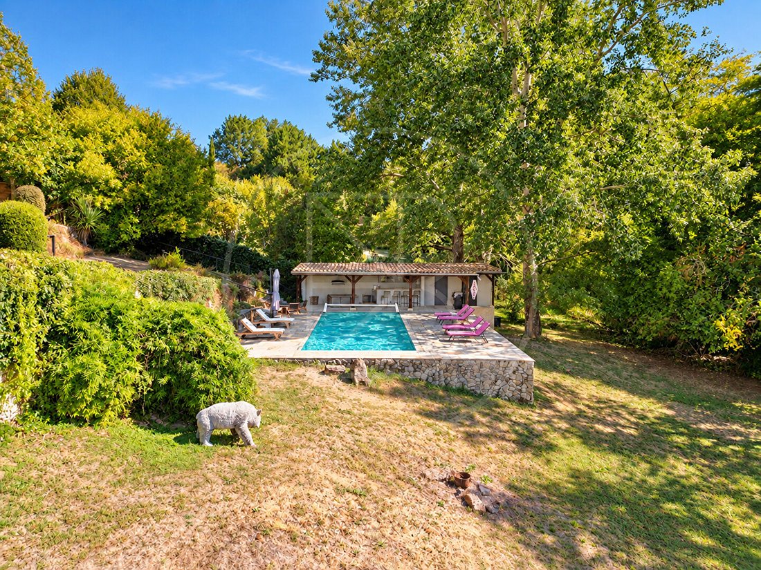 Villa in Saint-Émilion, Nouvelle-Aquitaine, France 2 - 19018139