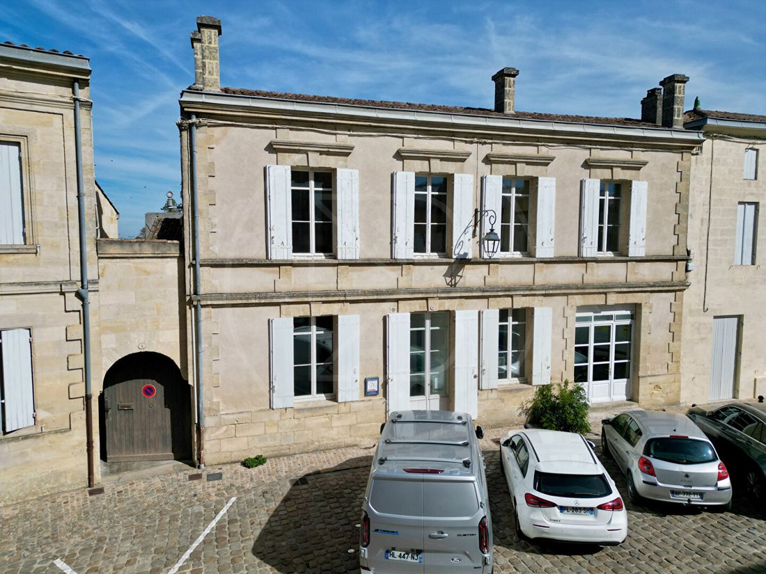Villa in Saint-Émilion, Nouvelle-Aquitaine, France 1 - 19018151
