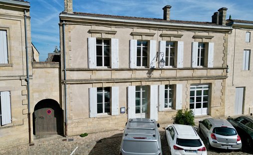 Villa à Saint-Émilion, Nouvelle-Aquitaine, France 1