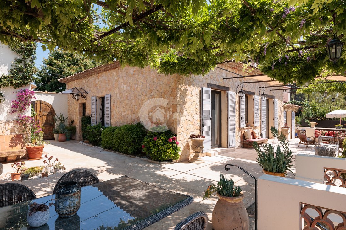 House in Antibes, Provence-Alpes-Côte d'Azur, France 3 - 19018178