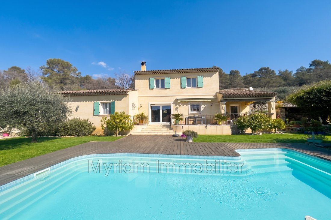 Villa in Saint-Cézaire-sur-Siagne, Provence-Alpes-Côte d'Azur, France 1 - 17476335