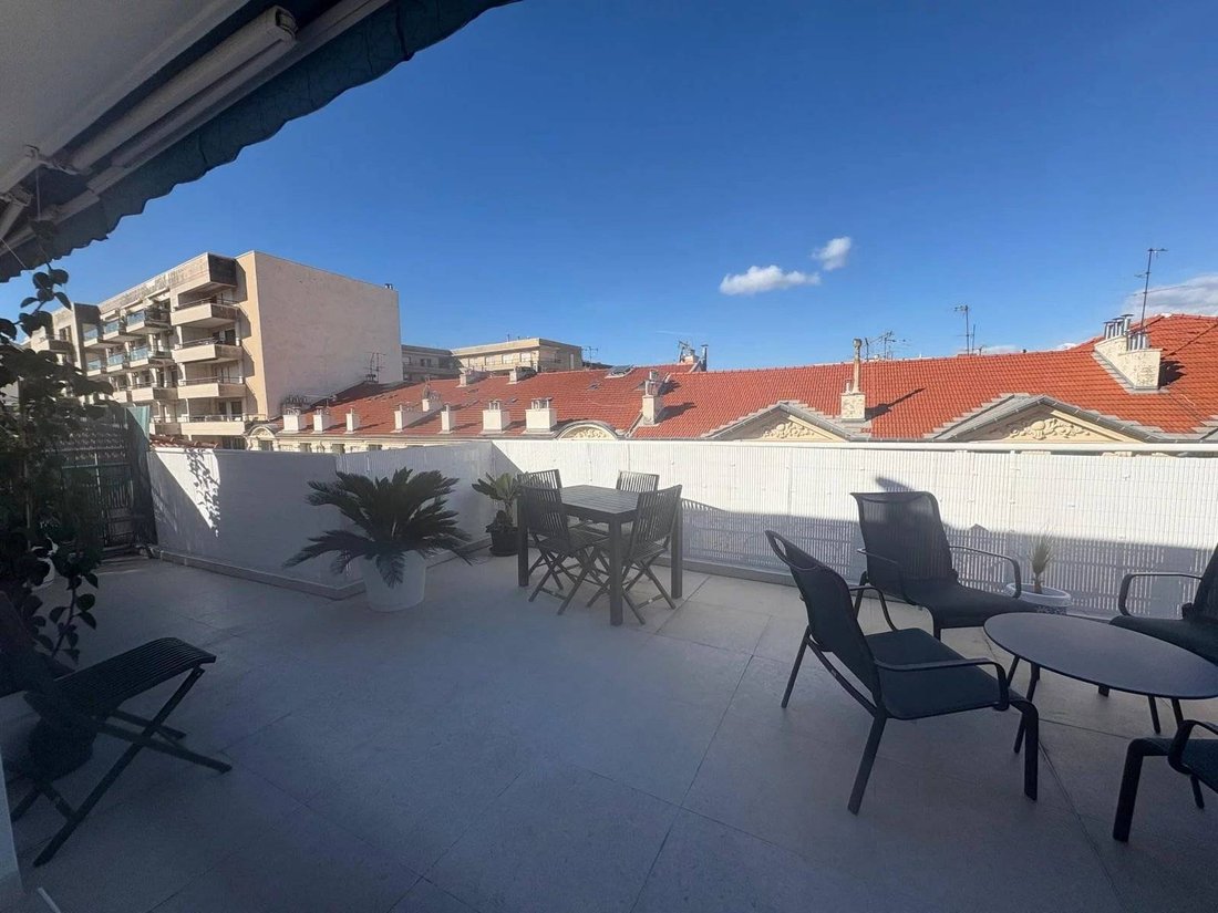 Apartamento en Niza, Provenza-Alpes-Costa Azul, Francia 1 - 17473873