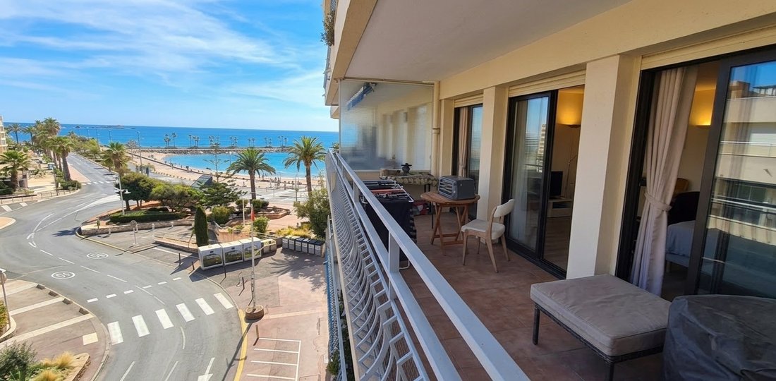Apartment in Le Dramont-Agay-Anthéor-Le Trayas, Saint-Raphaël, France 2 - 19018526