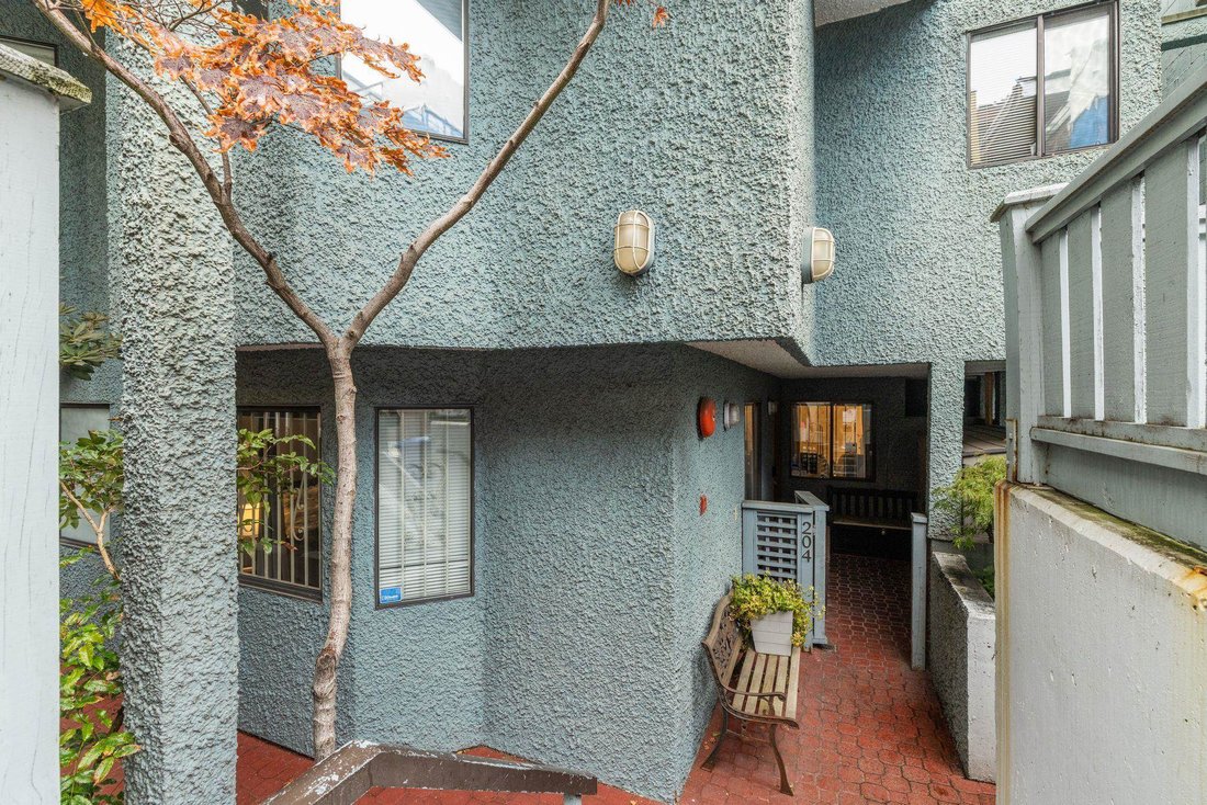 Condo in Vancouver, British Columbia, Canada 2 - 19018412