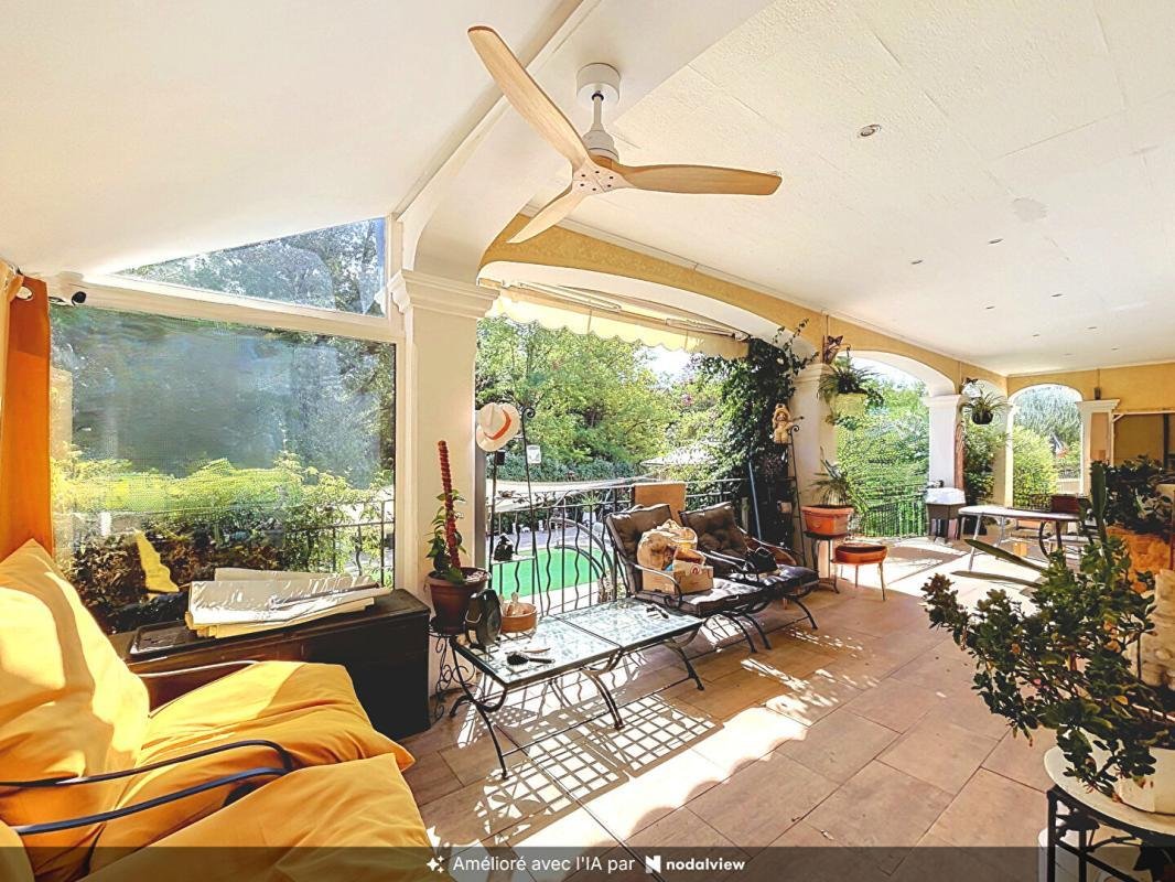 Villa in Le Cannet-des-Maures, Provence-Alpes-Côte d'Azur, France 5 - 19018503