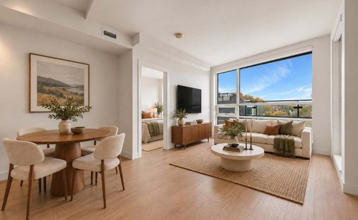 Condo in Vancouver, British Columbia, Canada 1