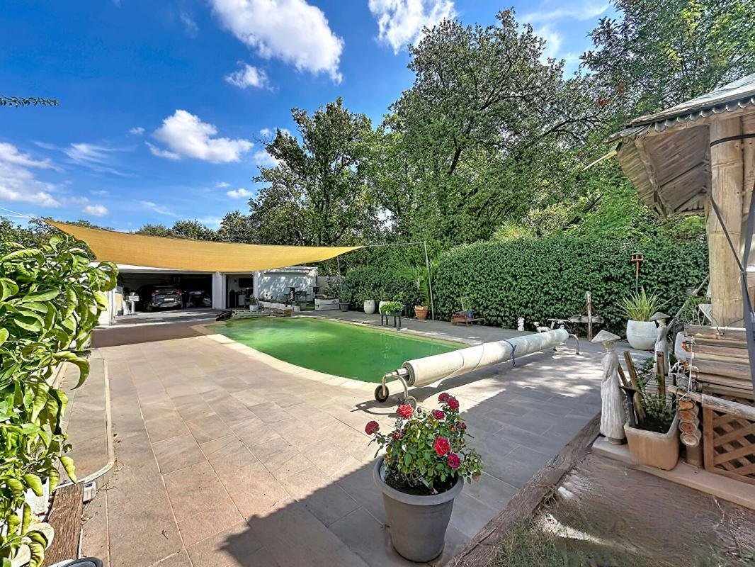 Villa in Le Cannet-des-Maures, Provence-Alpes-Côte d'Azur, France 2 - 19018503