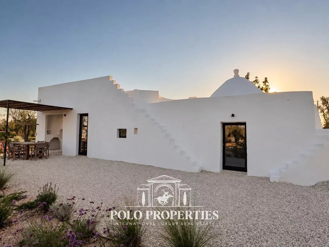 Villa en San Vito de los Normanni, Apulia, Italia 2 - 19018532