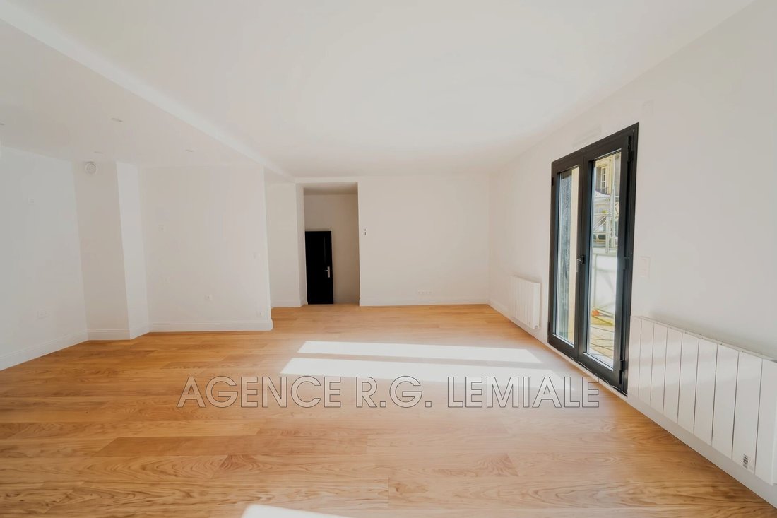 Apartment in Centre, Maisons-Laffitte, France 2 - 19018252