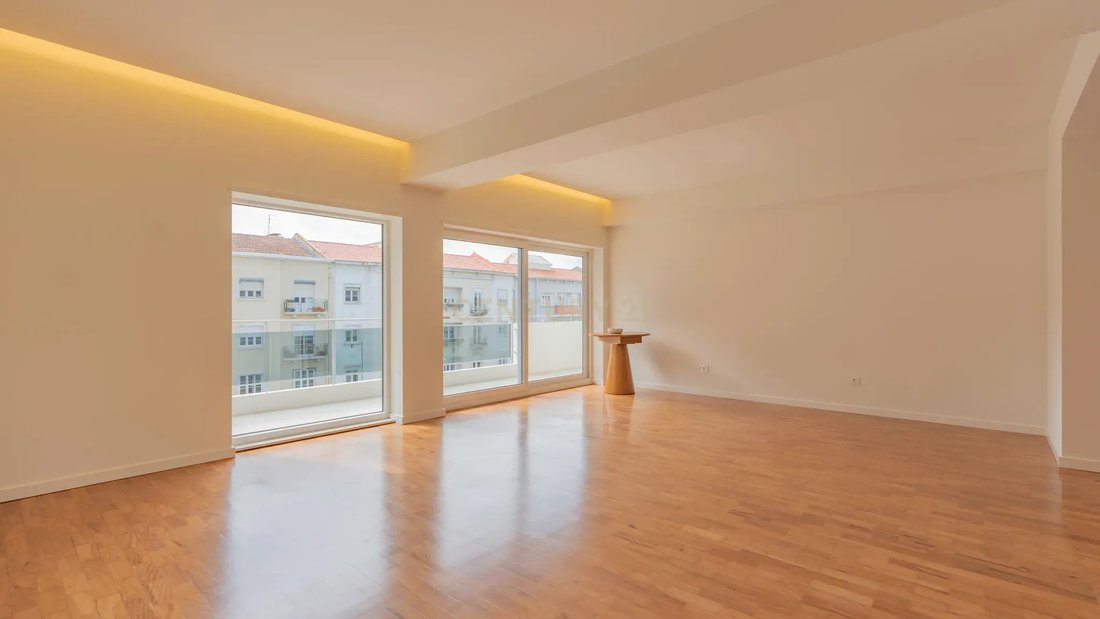 Apartment in Avenidas Novas, Lisbon, Portugal 2 - 19018209
