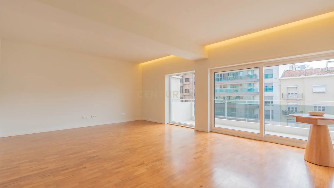 Apartment in Avenidas Novas, Lisbon, Portugal 5 - 19018209